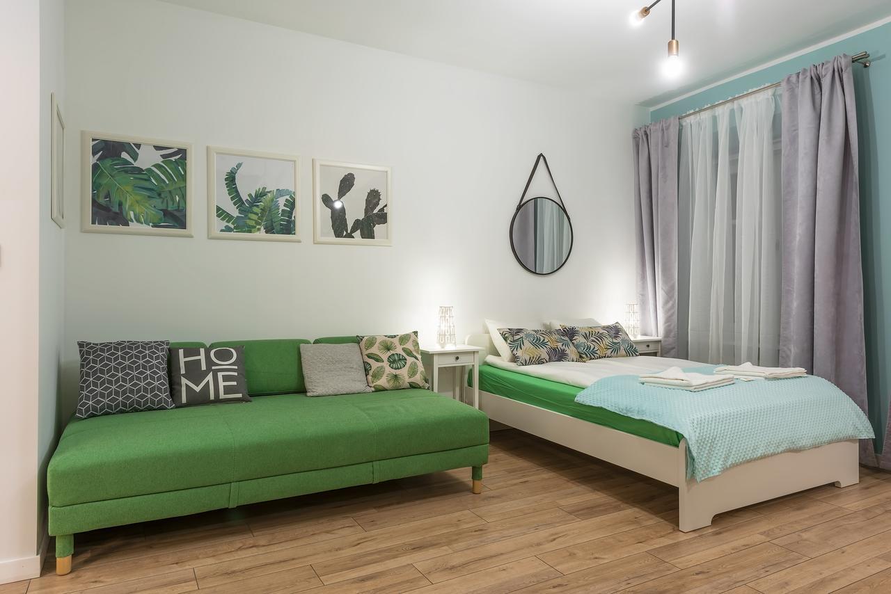 Around Market Square Apartments Cracovia Exterior foto