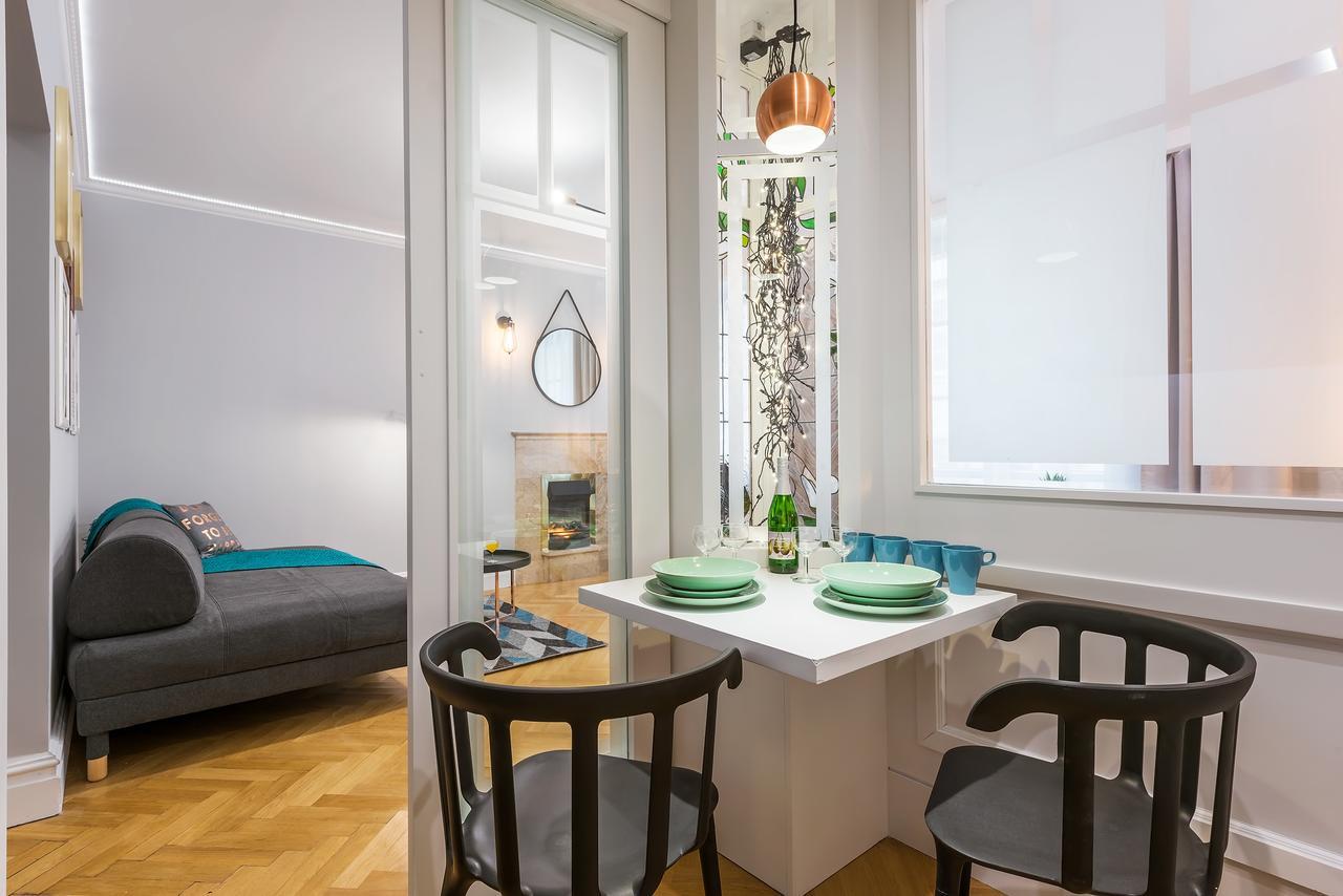 Around Market Square Apartments Cracovia Exterior foto